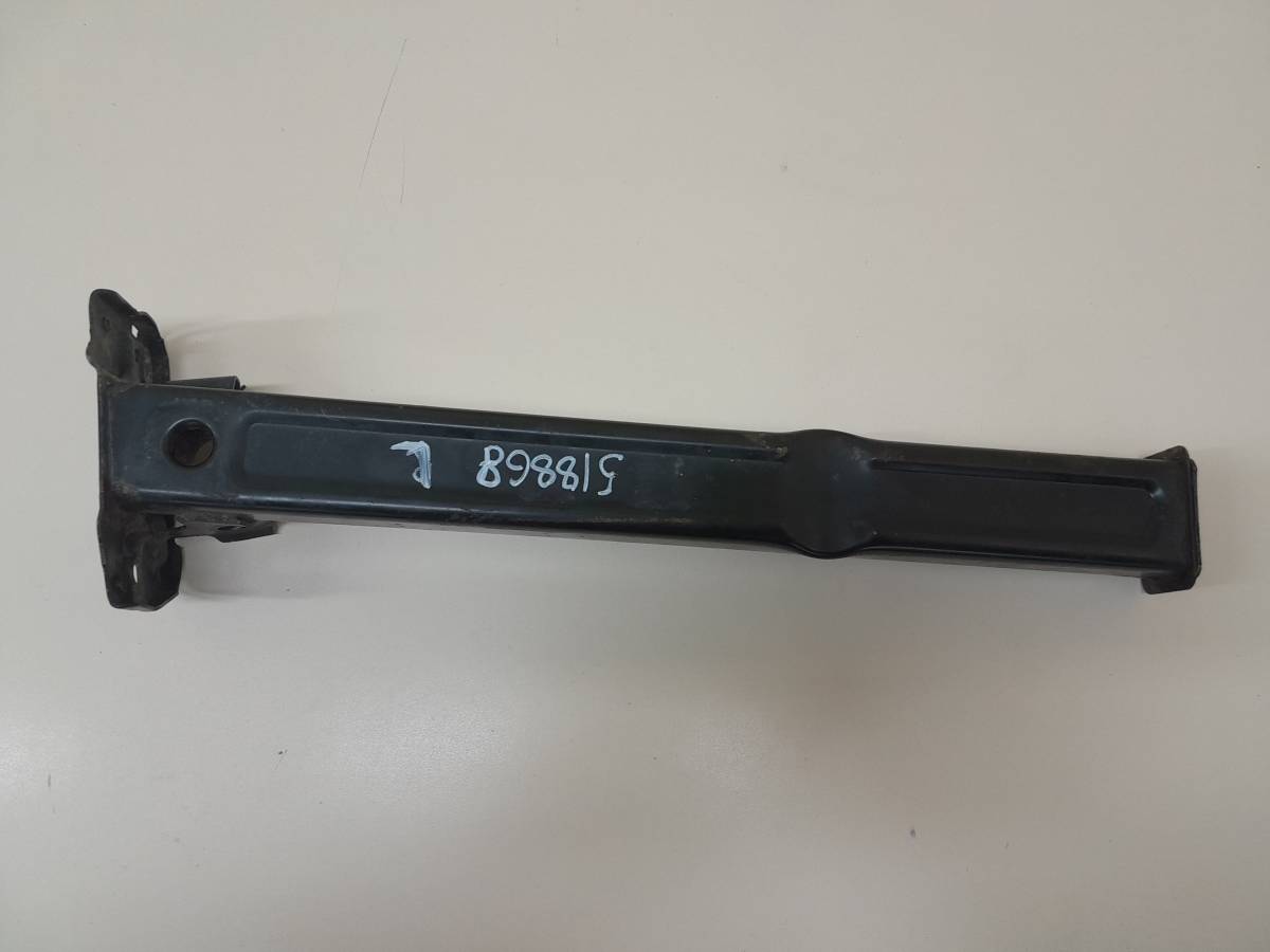 Кронштейн передней балки Peugeot 308 2007>