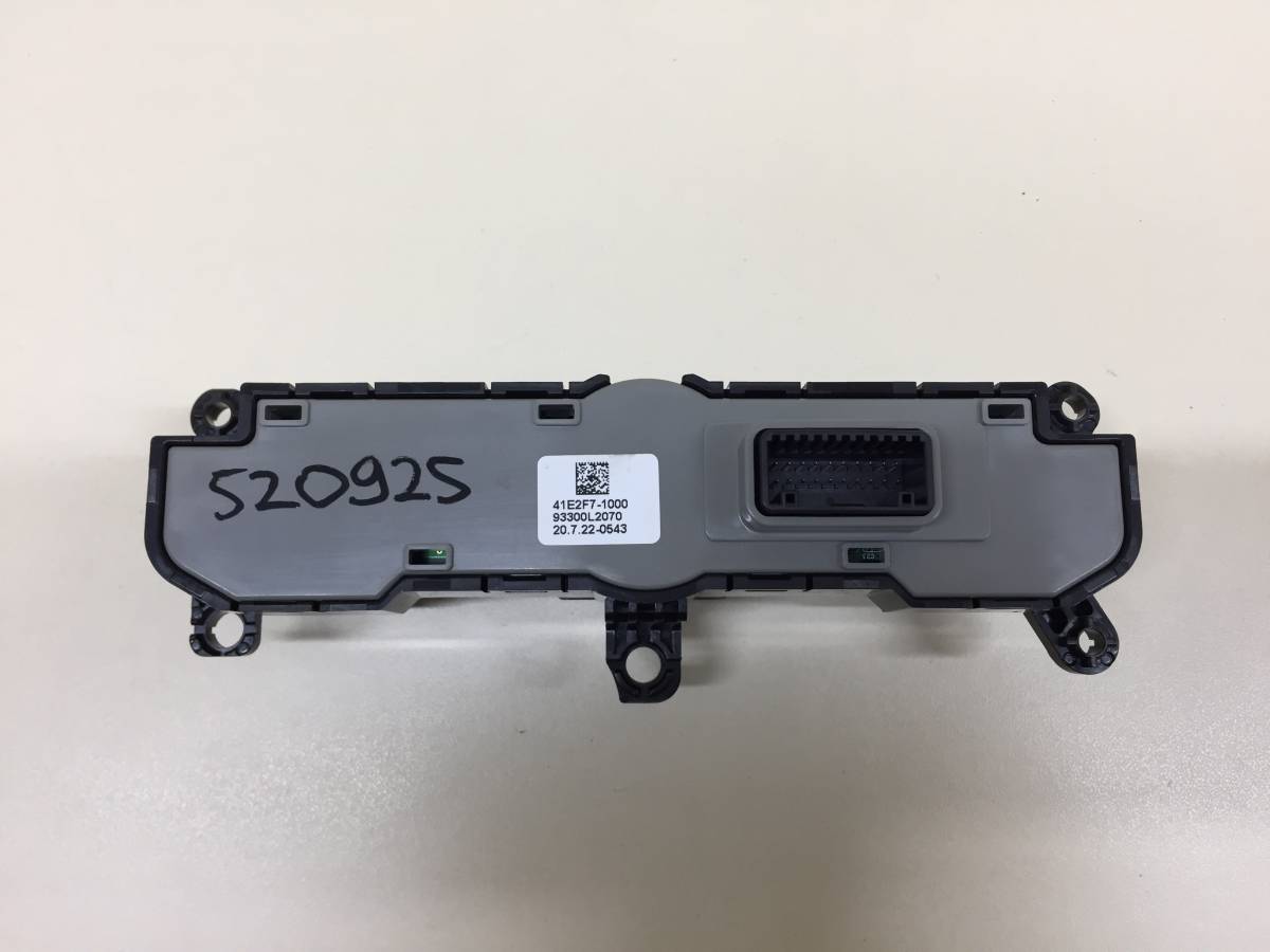 Блок кнопок Kia K5 (DL3) 2019>