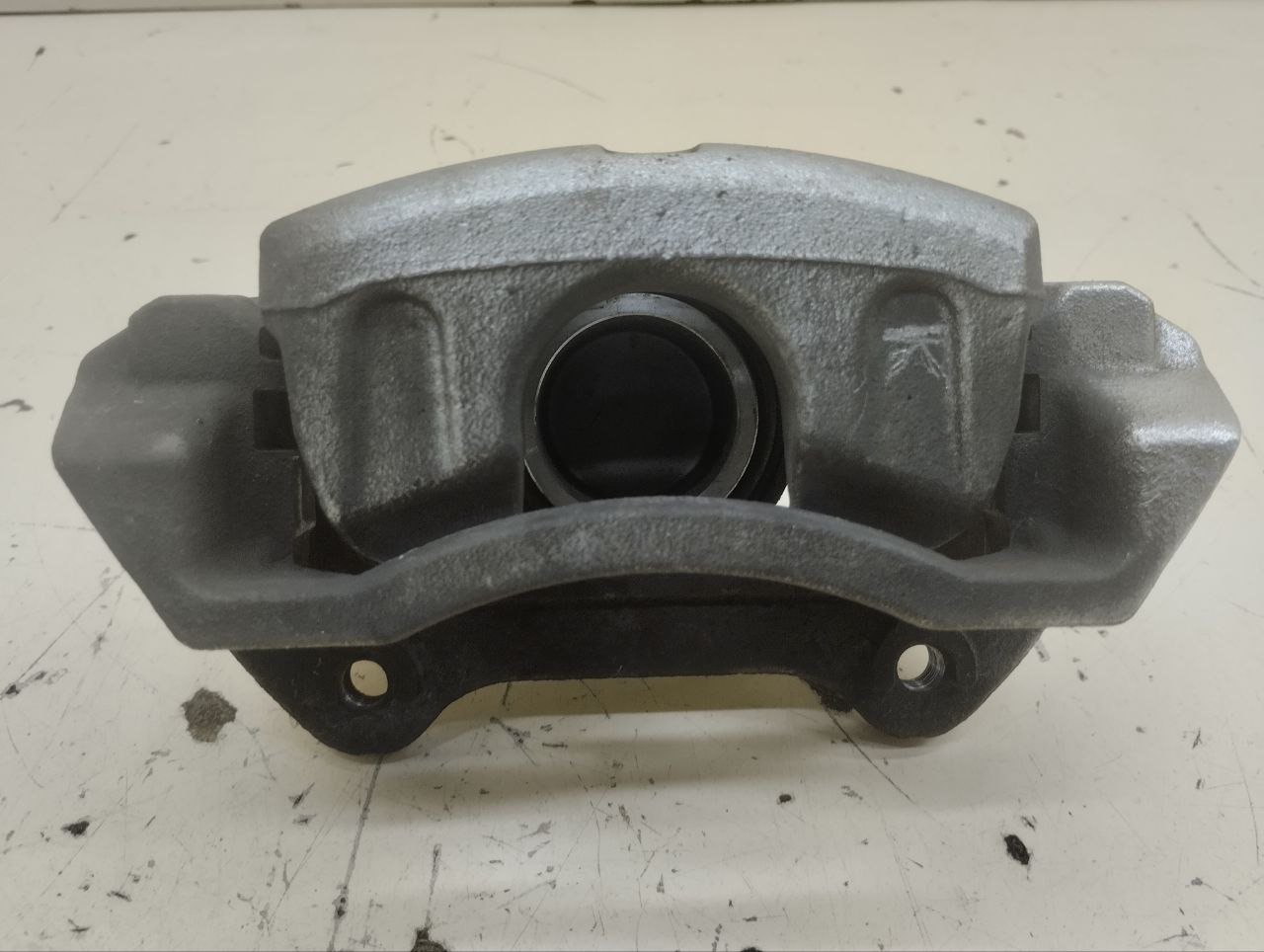 Суппорт передний левый Hyundai Tucson (TL) 2015-2021