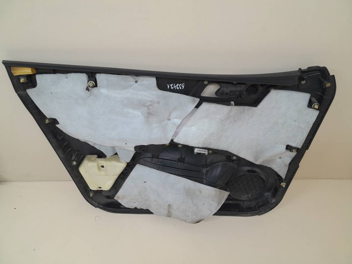 Обшивка двери передней правой Geely Emgrand EC7 2008>