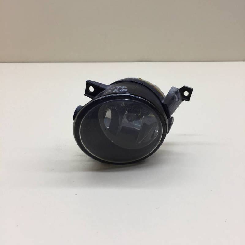 Фара противотуманная левая Volkswagen Tiguan (5N1) 2007-2011 Фара противотуманная левая Volkswagen Tiguan (5N1) 2007-2011