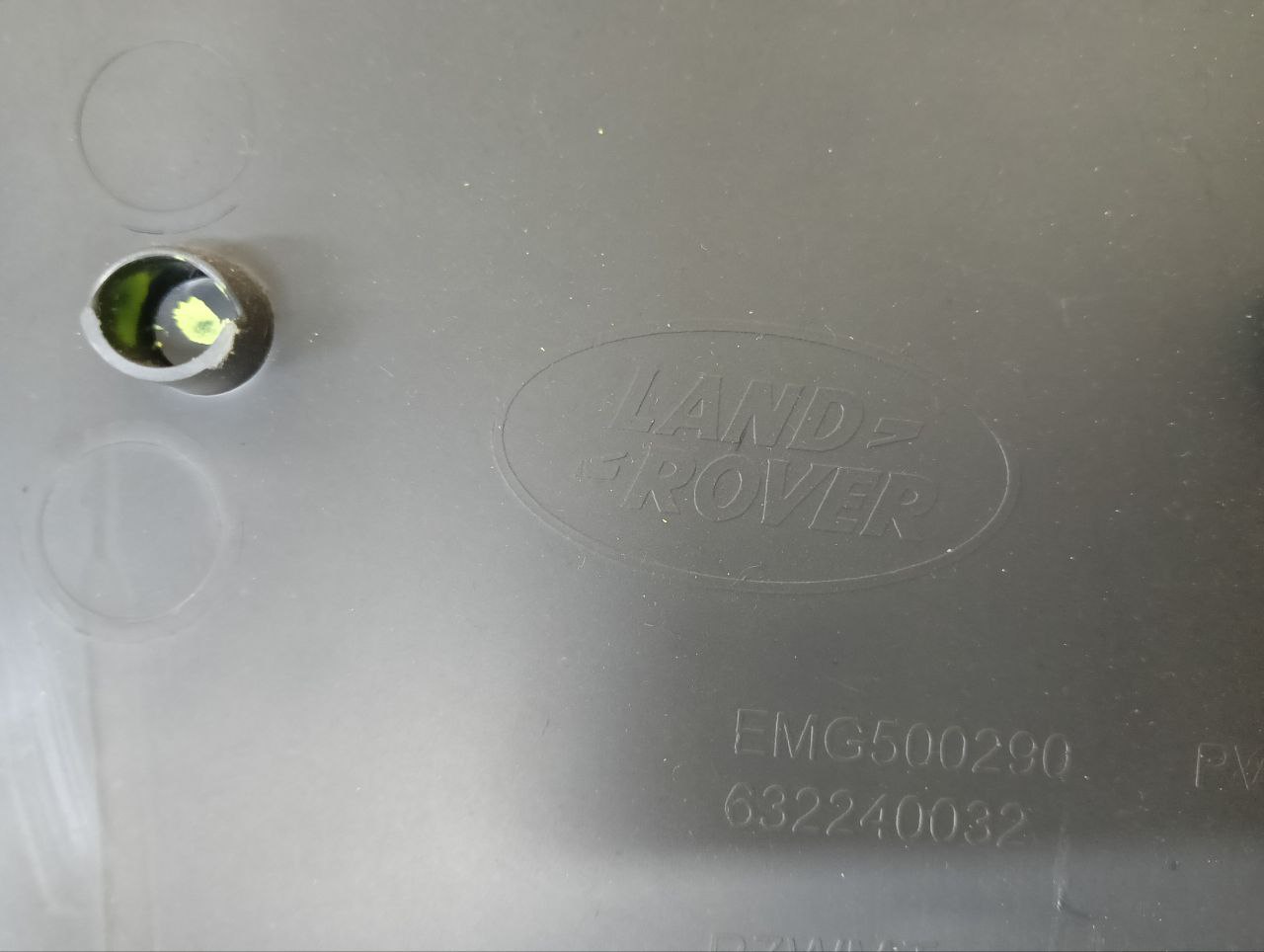 Обшивка стойки Land Rover Discovery 3 (L319) 2004-2009