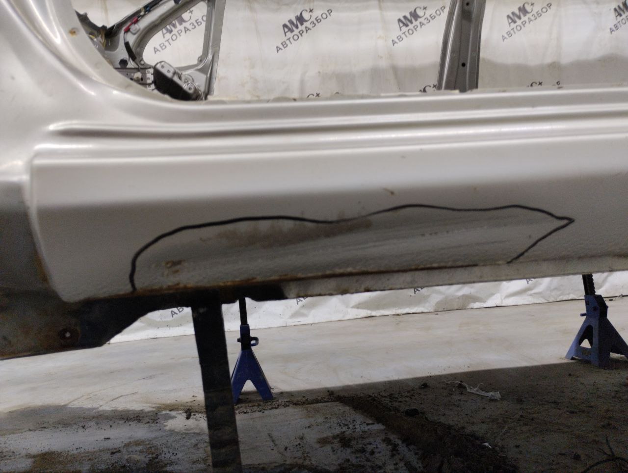Порог со стойкой левый Toyota Auris (E150) 2006-2012