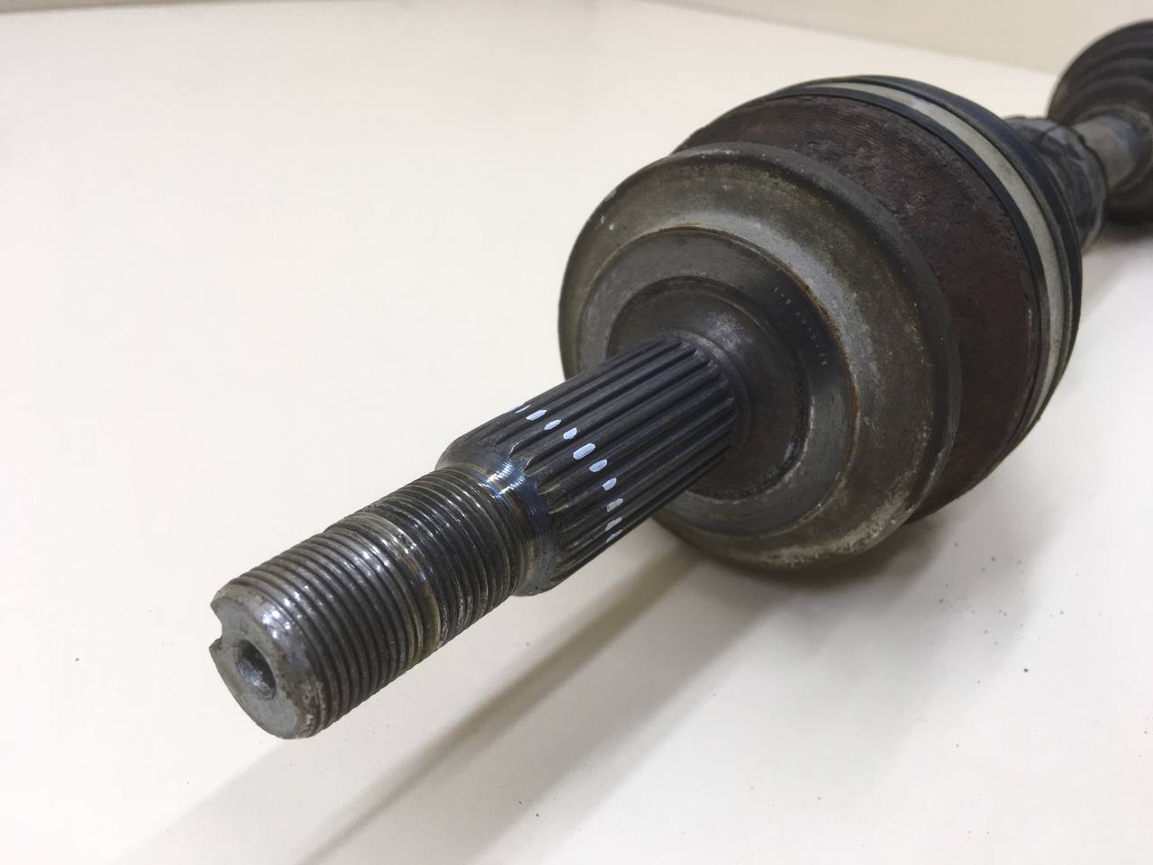Полуось передняя левая Toyota Rav 4 (A30) 2006-2013 Полуось передняя левая Toyota Rav 4 (A30) 2006-2013