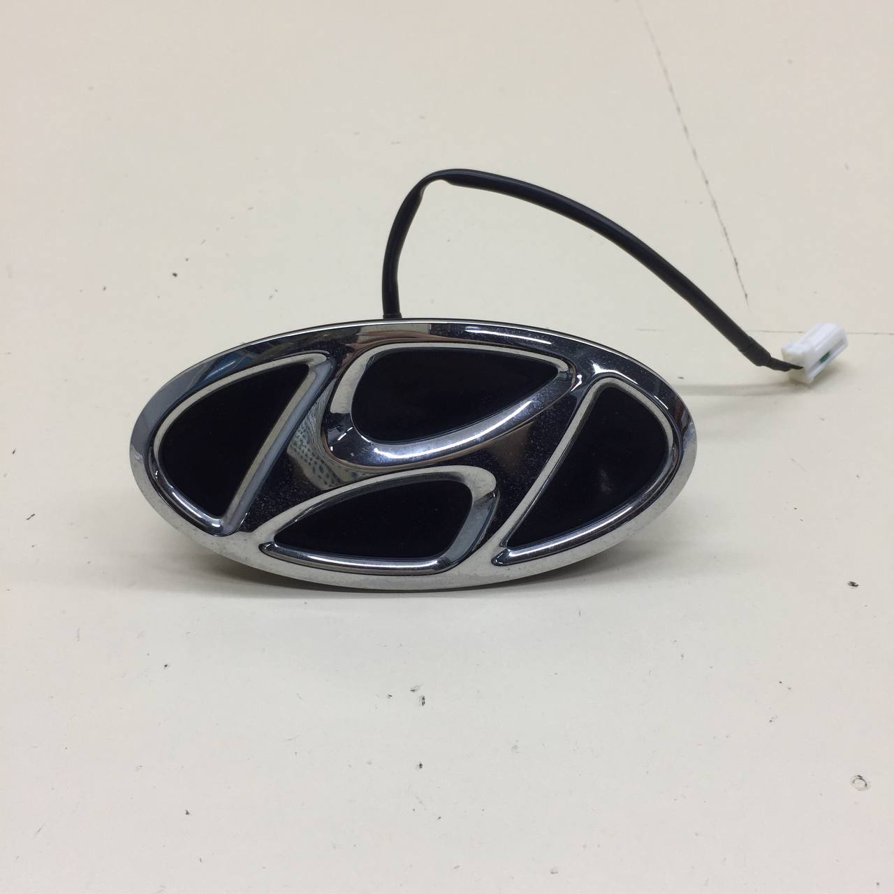 Кнопка открывания багажника Hyundai Sonata 7 (LF) 2017-2019