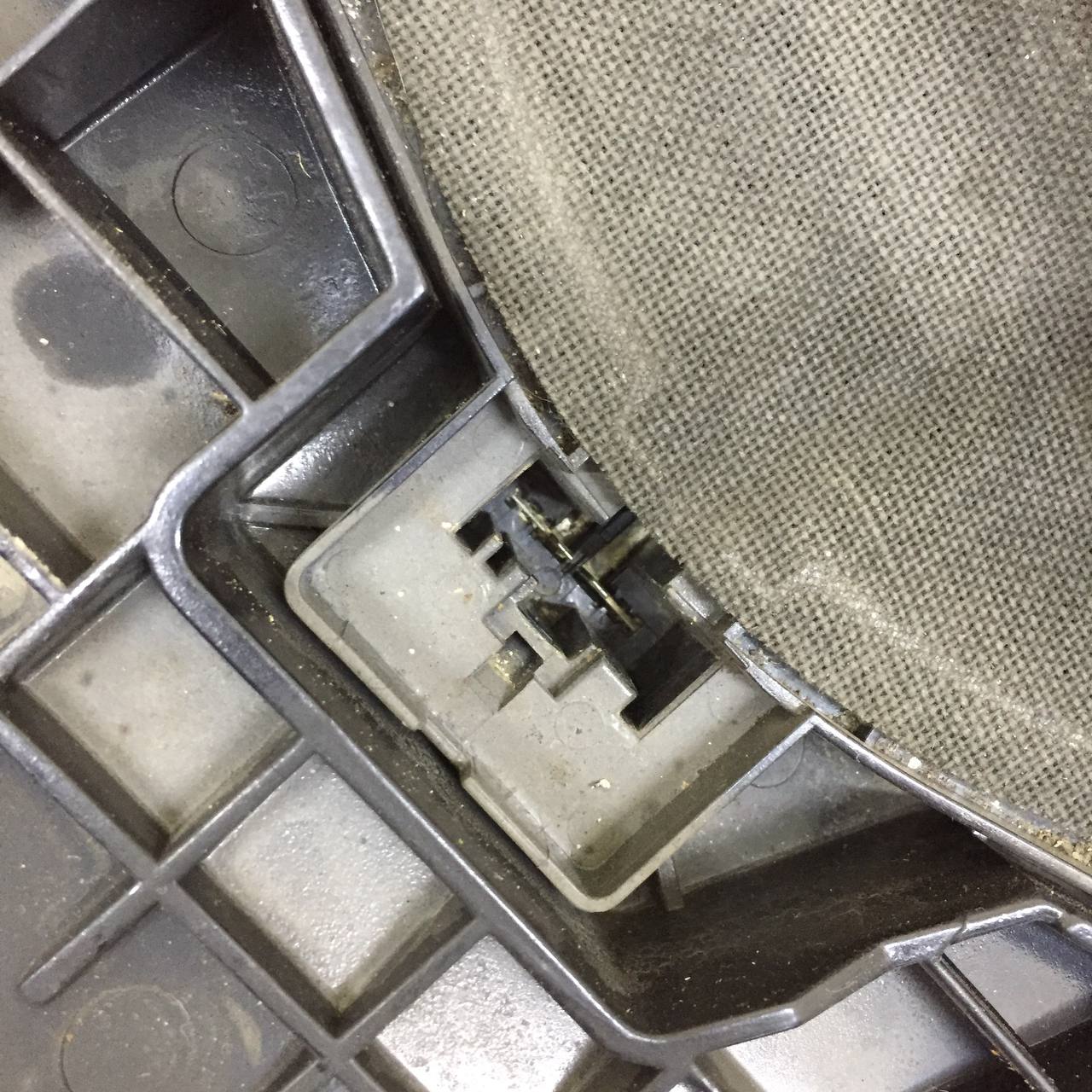 Сабвуфер BMW 3-series E90/E91 2005-2011