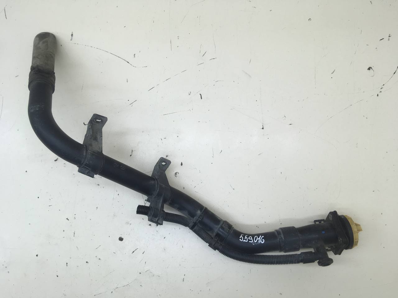 Горловина топливного бака Hyundai Starex H1/Grand Starex 2007>