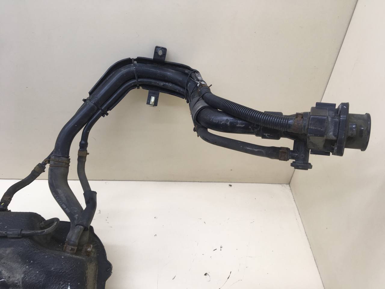 Бак топливный Kia Ceed (JD) 2012-2018 Бак топливный Kia Ceed (JD) 2012-2018