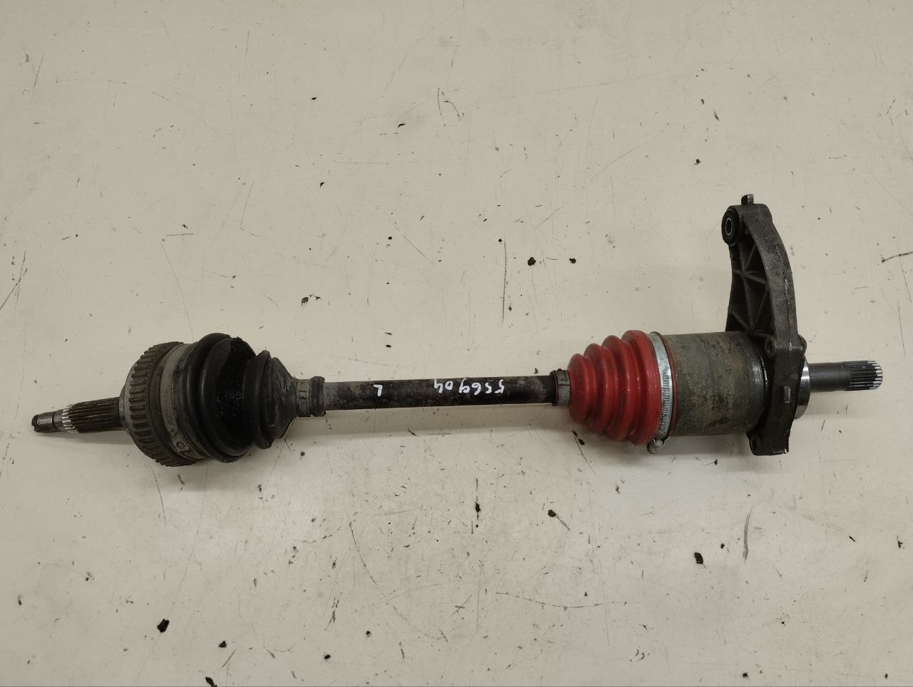 Полуось передняя левая Chevrolet Niva 2009-2020