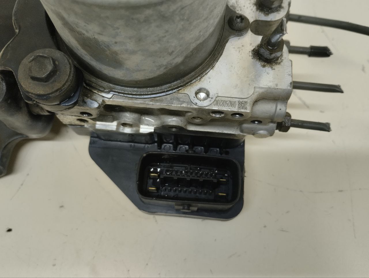 Блок ABS (насос) Toyota Rav 4 (A30) 2006-2013