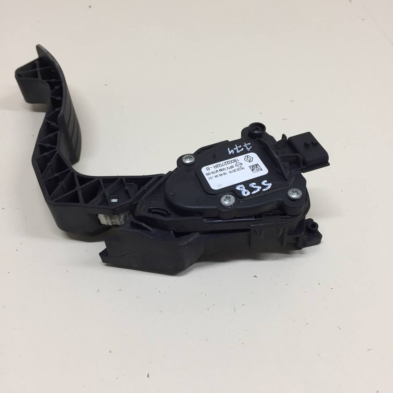 Педаль газа Renault Sandero Stepway (5S) 2014-2022 Педаль газа Renault Sandero Stepway (5S) 2014-2022