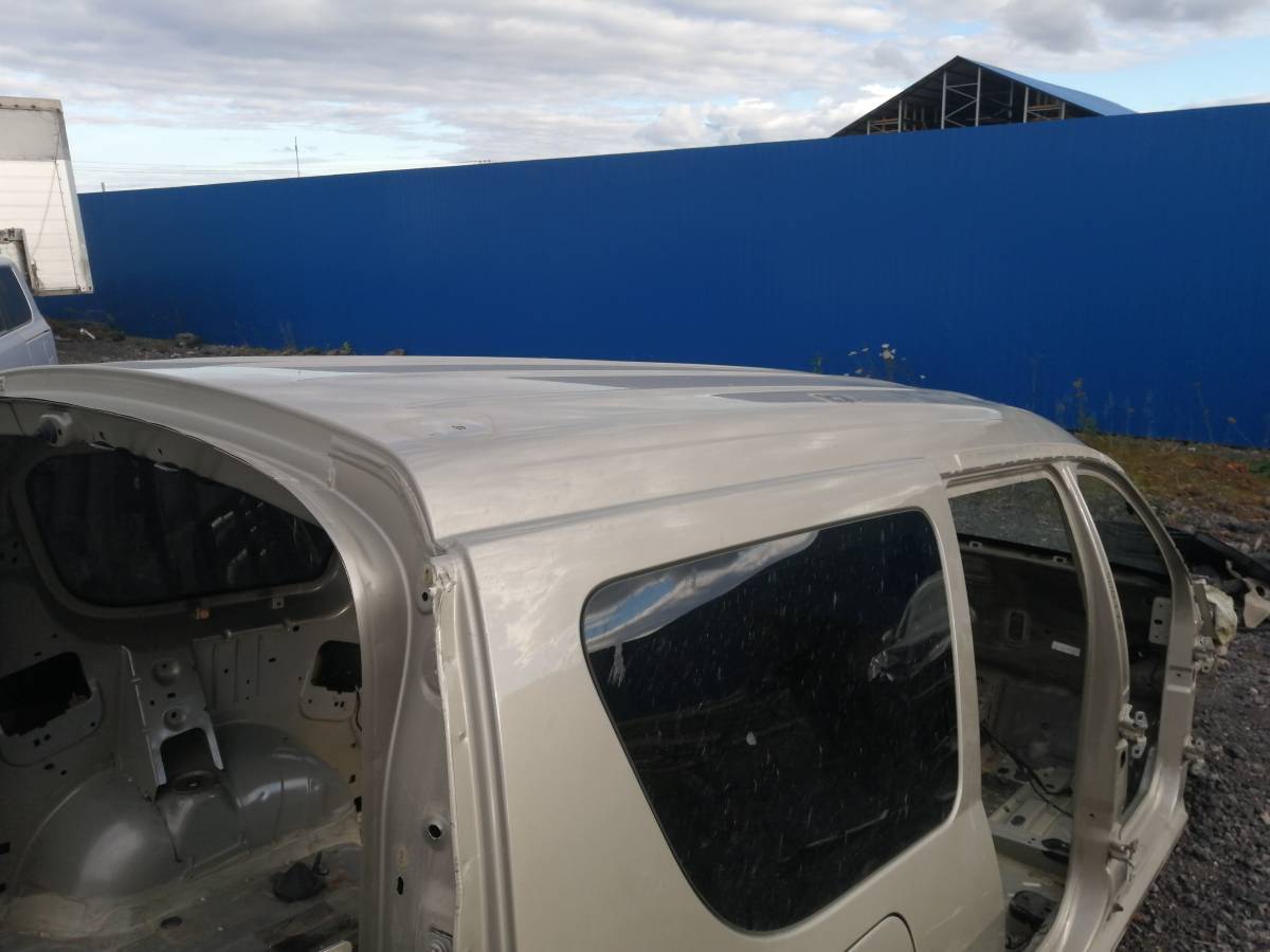 Крыша Lada Largus 2012>