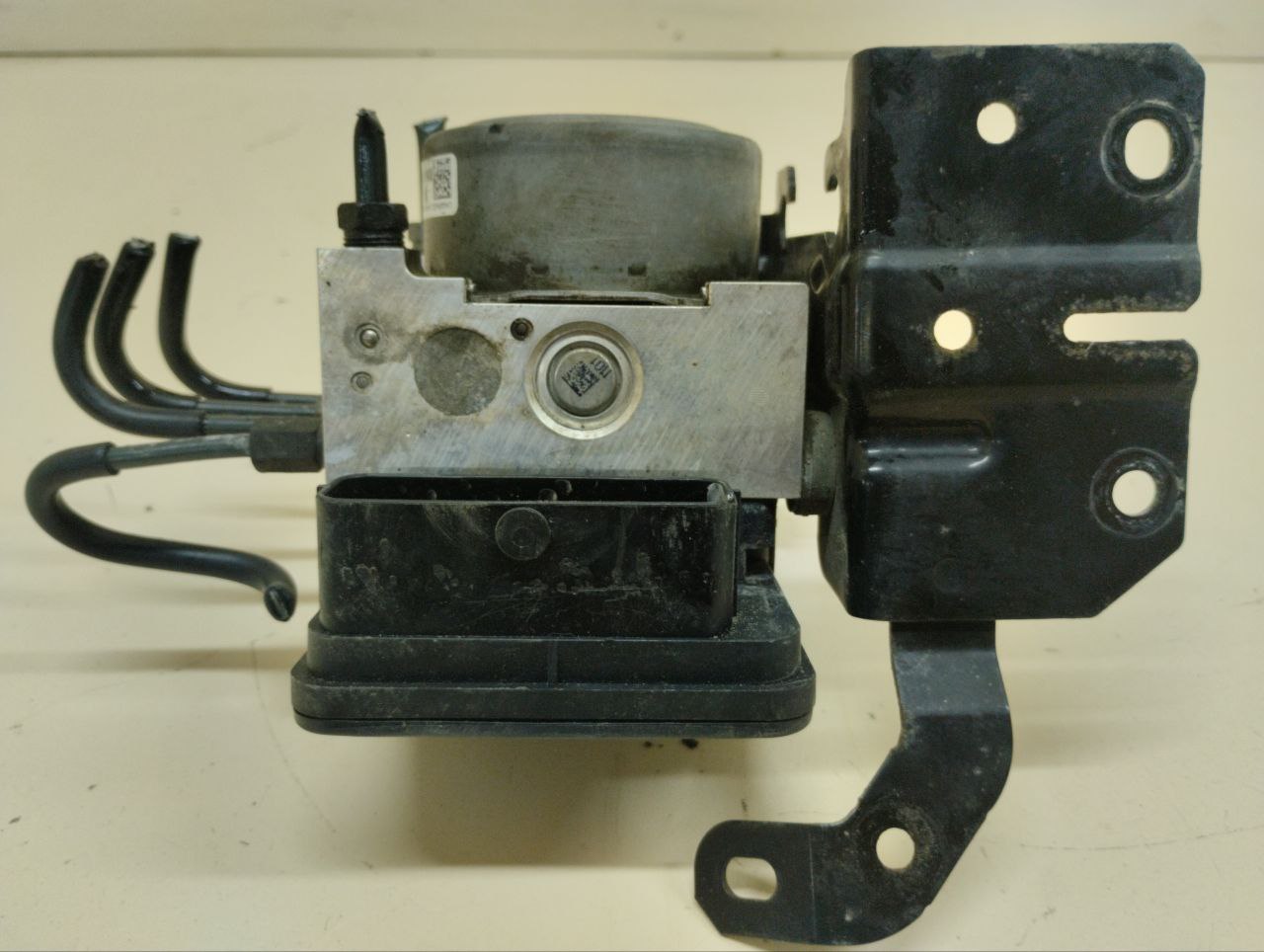 Блок ABS (насос) Mazda Mazda 3 (BM) 2013-2016 Блок ABS (насос) Mazda Mazda 3 (BM) 2013-2016