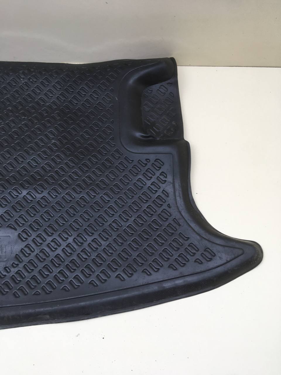 Коврик багажника Chevrolet Niva 2009-2020