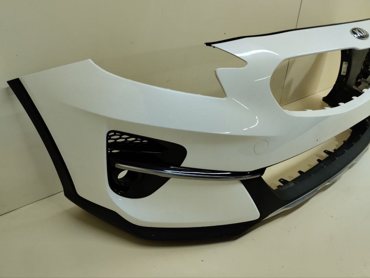 Бампер передний Kia Xceed 2019-2023 Бампер передний Kia Xceed 2019-2023