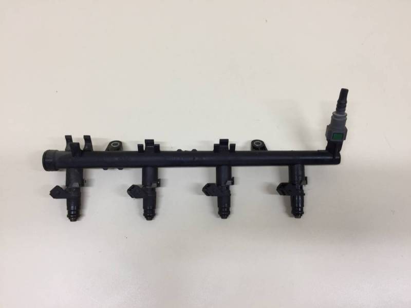 Рейка топливная (рампа) Renault Megane (3) 2009-2016