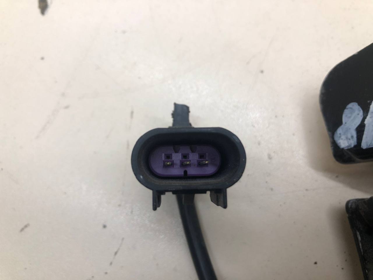 Замок капота Chevrolet Cruze (J300) 2009-2016