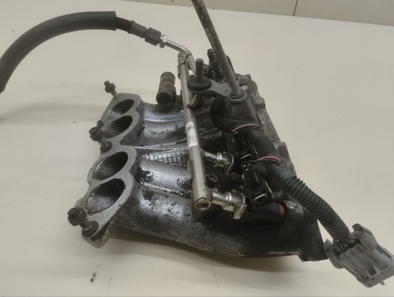 Коллектор впускной Chevrolet Niva 2009-2020