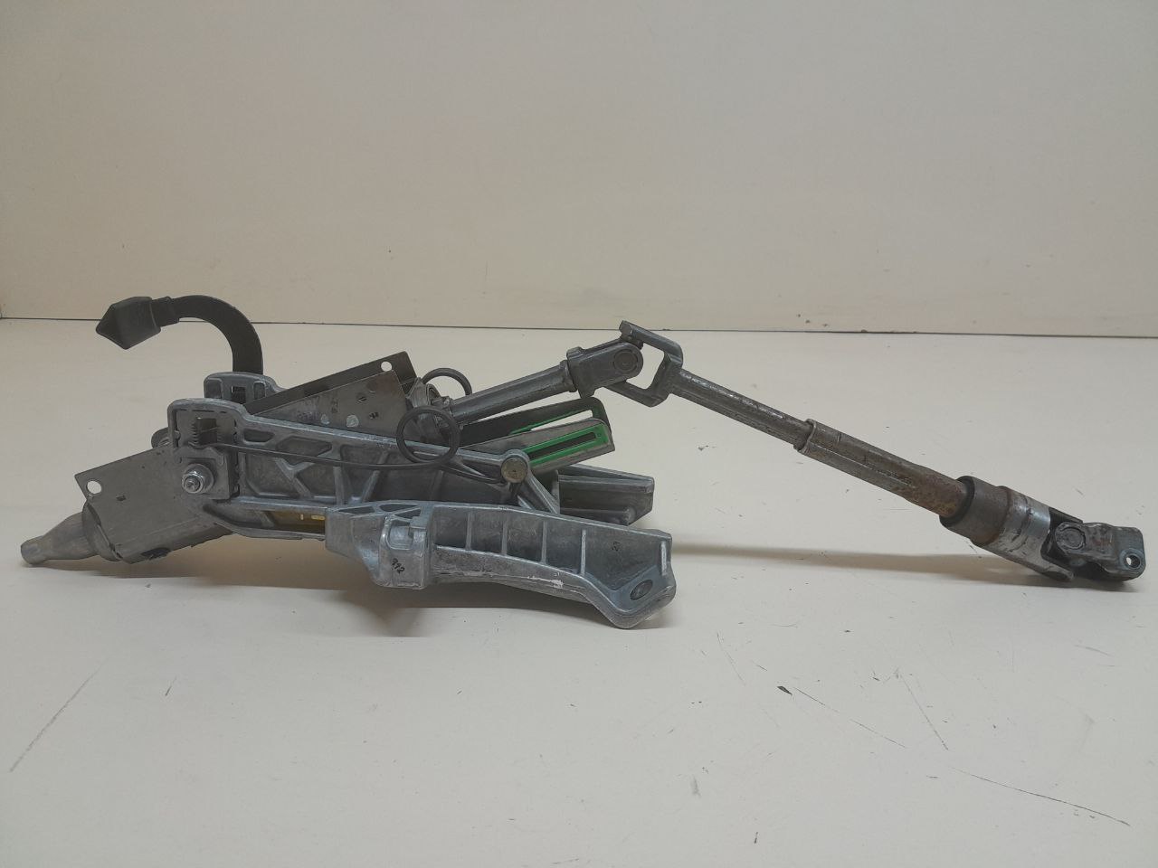 Колонка рулевая Ford Focus 2 (DB) 2008-2011