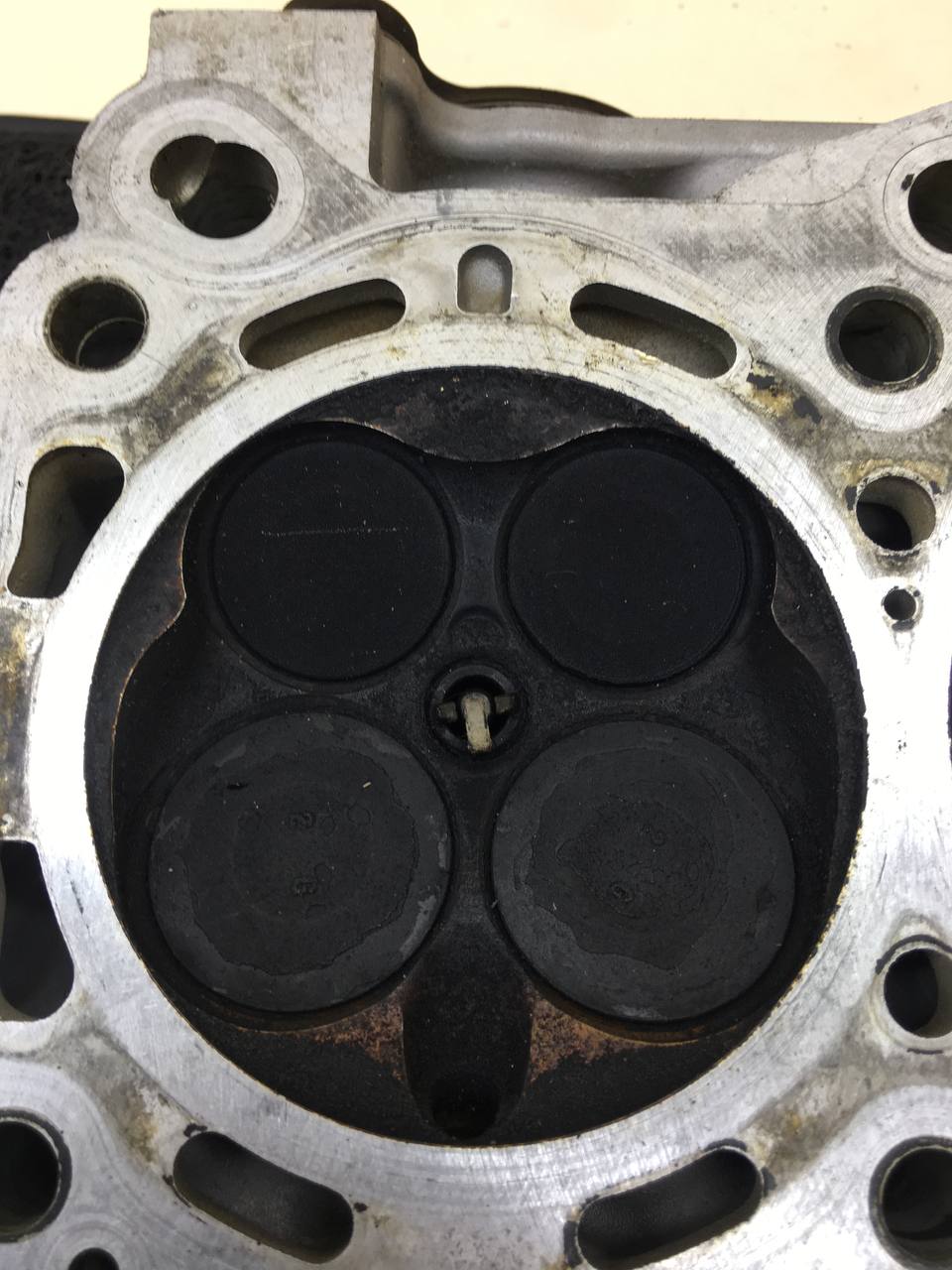 Головка блока цилиндров Lexus RX 300/330/350/400h (XU30) 2003-2009 Головка блока цилиндров Lexus RX 300/330/350/400h (XU30) 2003-2009