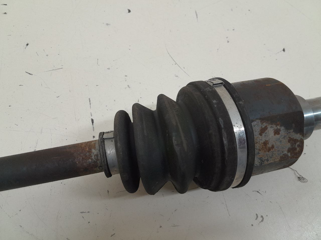 Полуось передняя левая Ford Fusion (JU) 2002-2012 Полуось передняя левая Ford Fusion (JU) 2002-2012