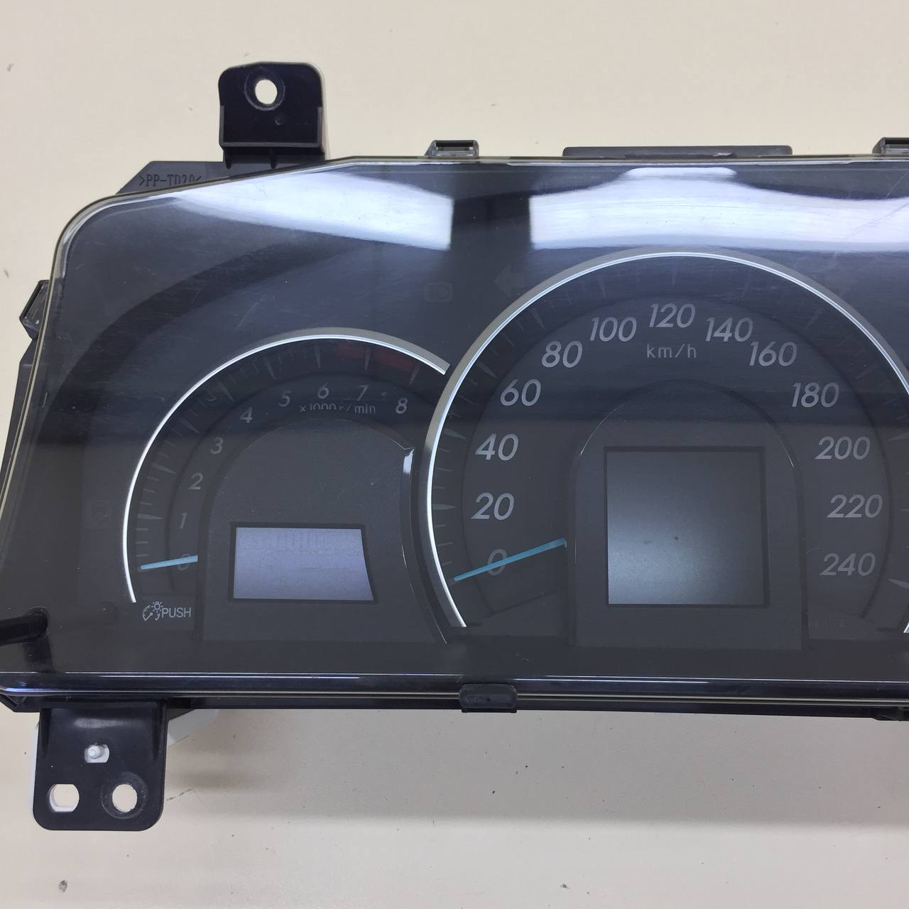Панель приборов Toyota Camry (V50) 2011-2017