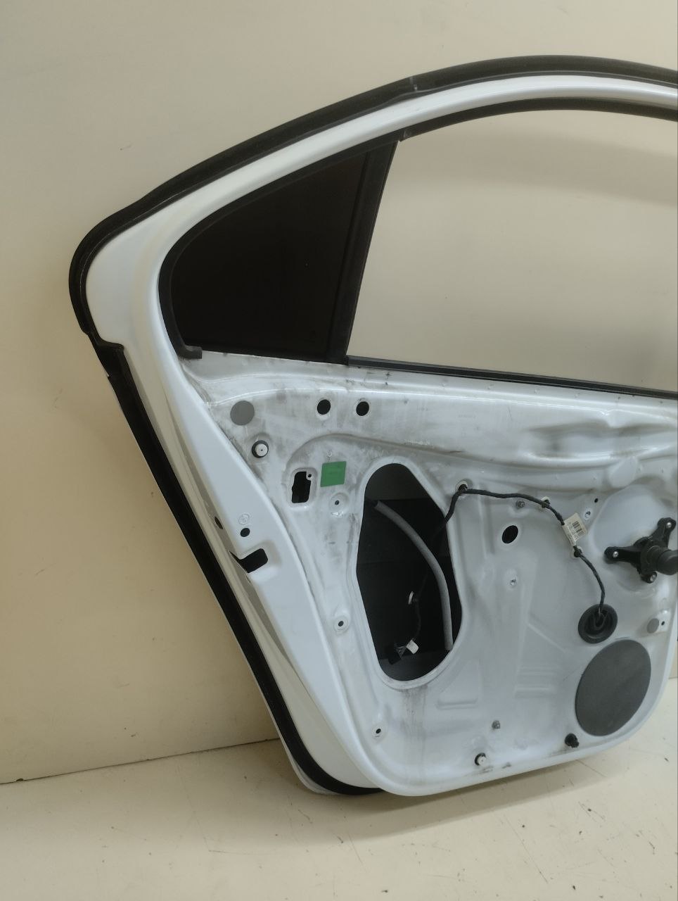 Дверь задняя левая Skoda Rapid 2012-2020 Дверь задняя левая Skoda Rapid 2012-2020