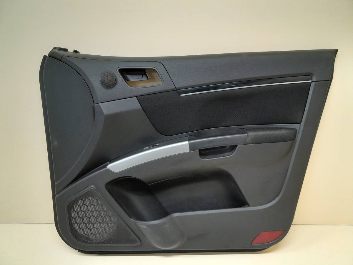 Обшивка двери передней правой Geely Emgrand EC7 2008>