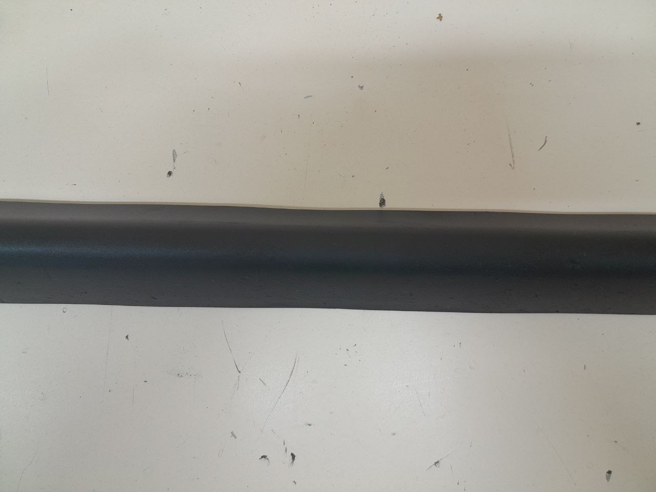 Накладка двери передней правой Mazda CX-7 (ER) 2006-2012