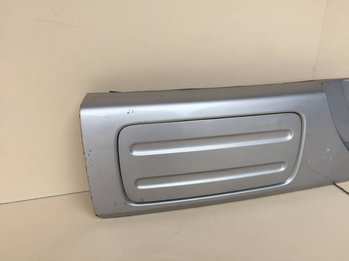 Накладка крышки багажника Honda CR-V 2002-2006