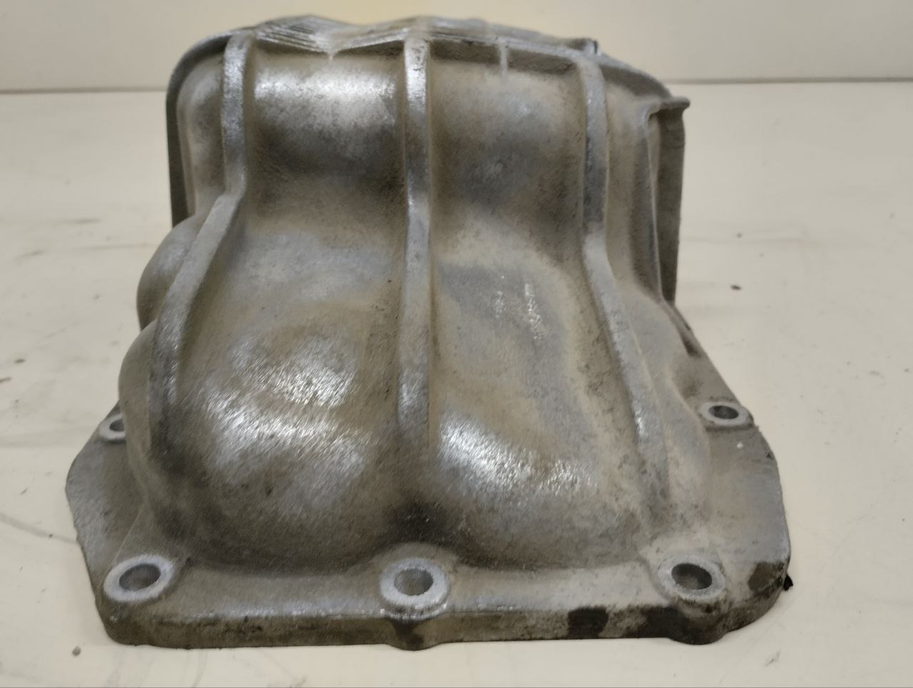 Поддон масляный двигателя Ford Fusion (JU) 2002-2012 Поддон масляный двигателя Ford Fusion (JU) 2002-2012