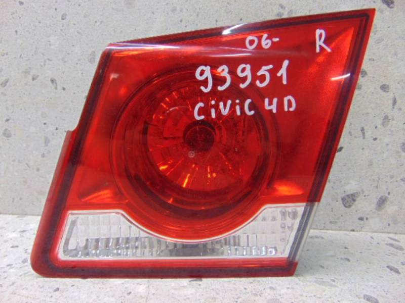 Фонарь задний внутренний правый Honda Civic 4D 2006-2012