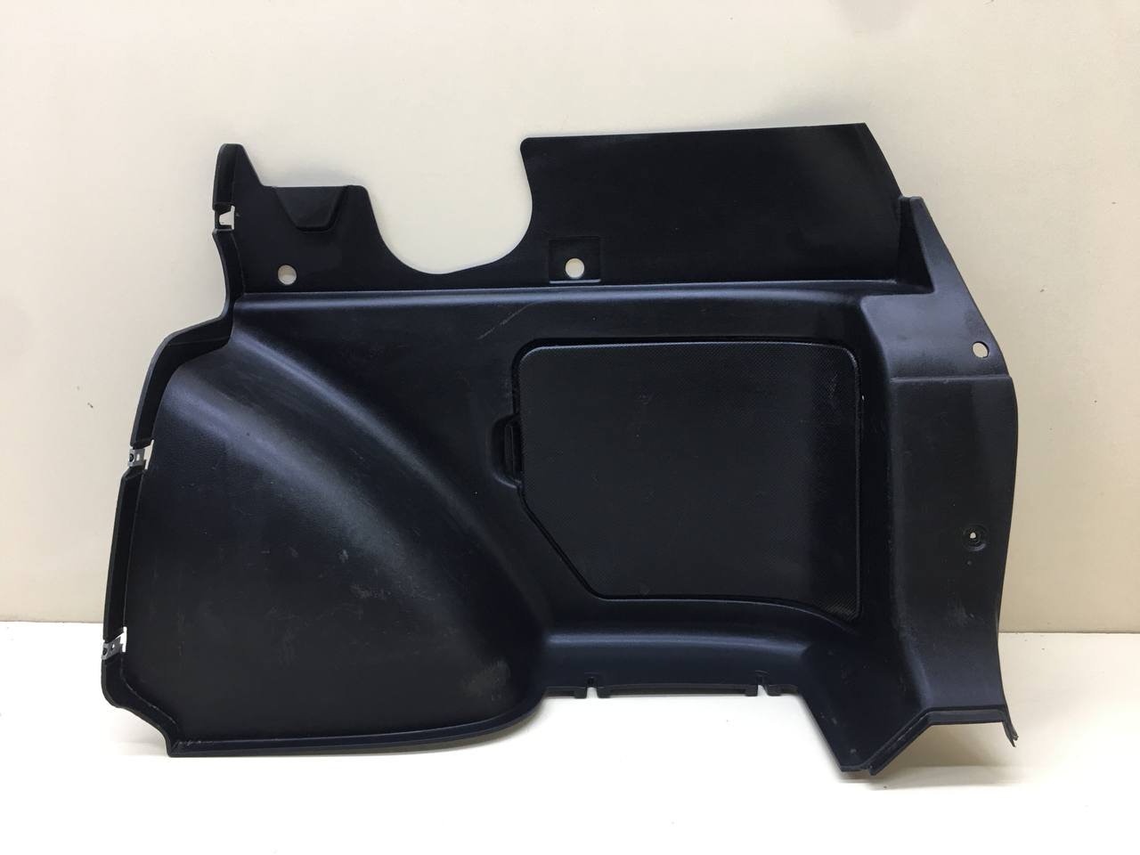 Обшивка багажника Lada Niva 4х4 2121 1977-2021
