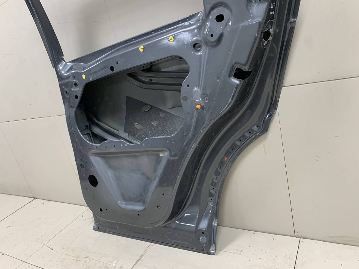 Дверь задняя правая Land Rover Discovery Sport 2014>