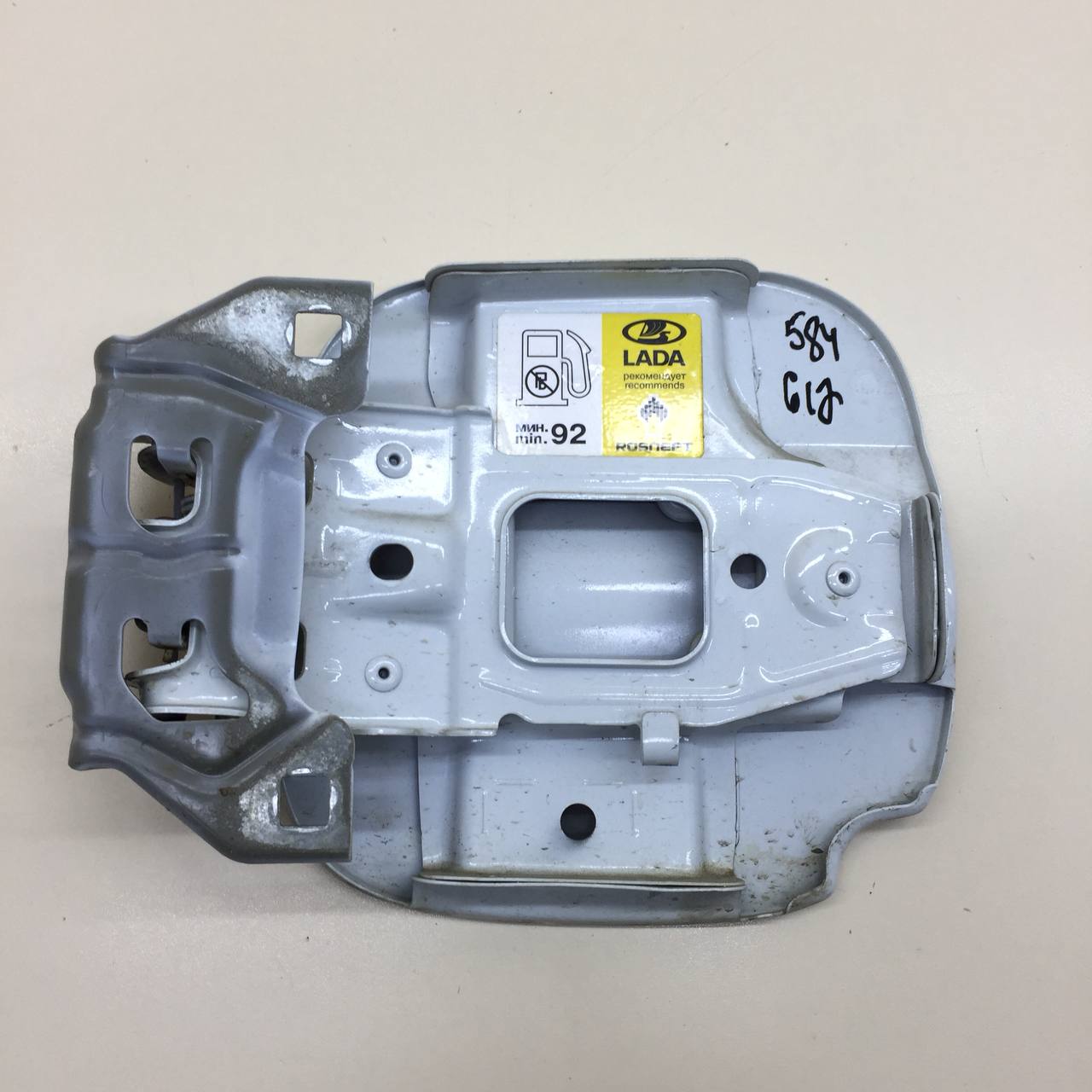 Лючок бензобака Lada X-RAY 2016>