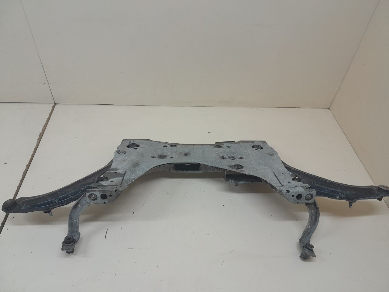Балка подмоторная Renault Megane (2) 2002-2009 Балка подмоторная Renault Megane (2) 2002-2009