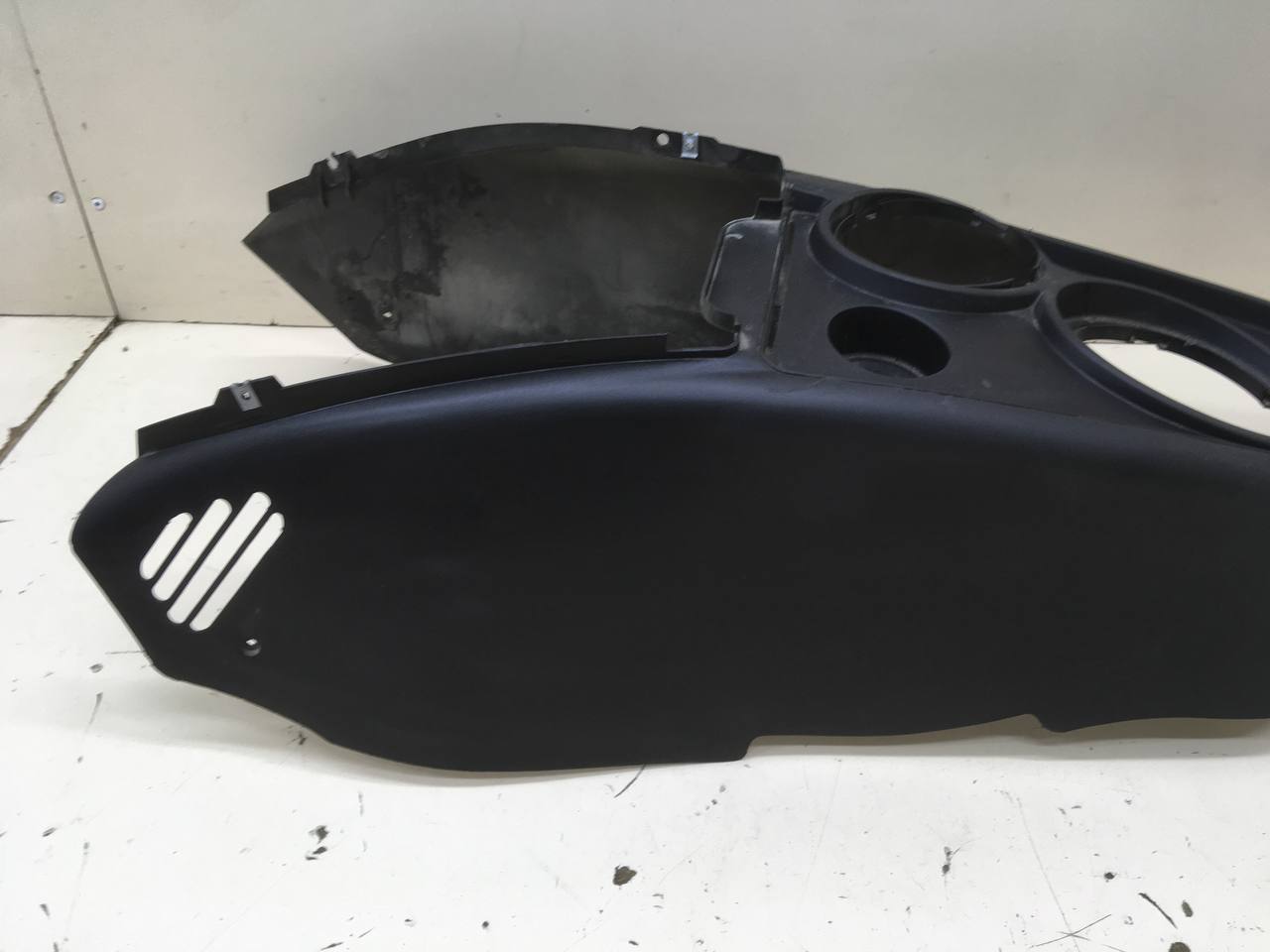 Консоль центральная Chevrolet Niva 2009-2020 Консоль центральная Chevrolet Niva 2009-2020