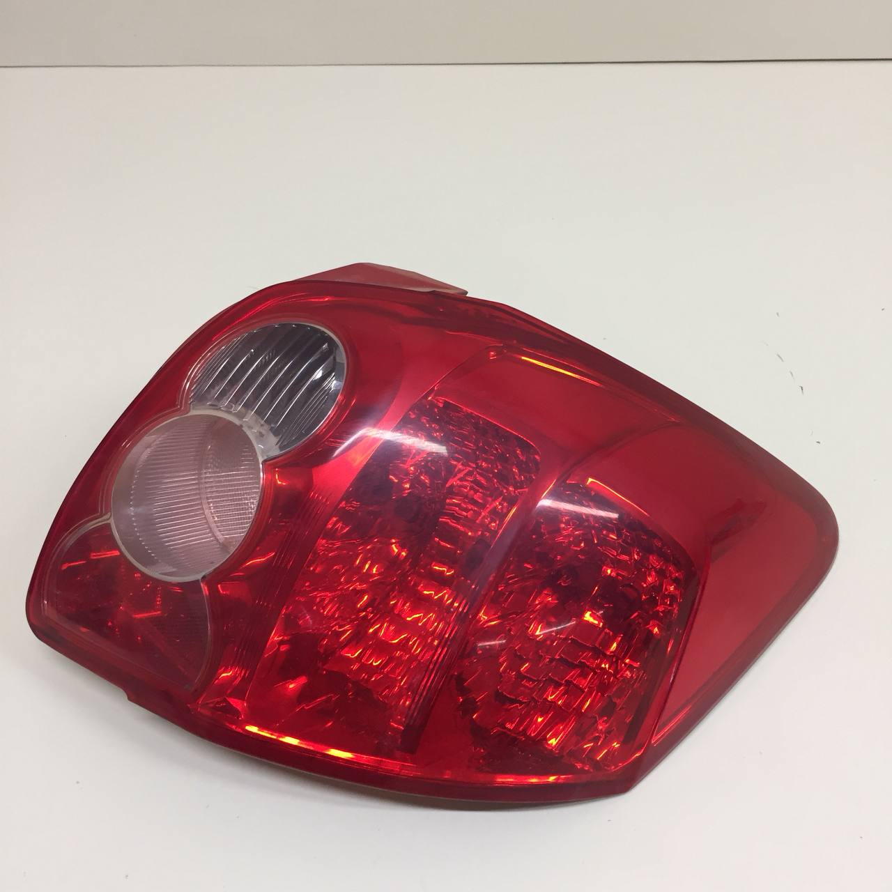 Фонарь задний правый Toyota Auris (E150) 2006-2012