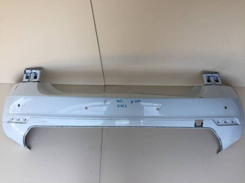 Бампер задний Skoda Yeti 2009>