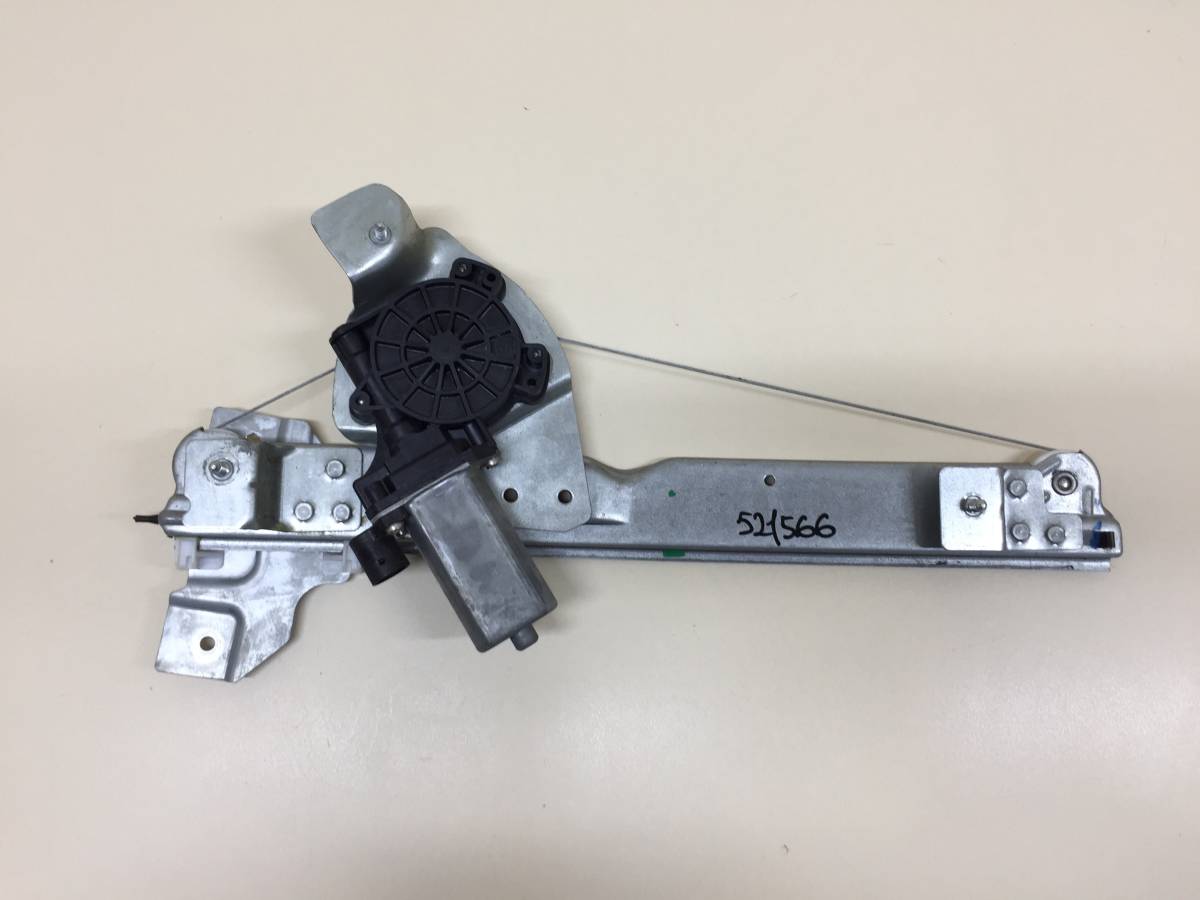 Стеклоподъемник электр. задний правый Nissan Terrano (D10) 2014>