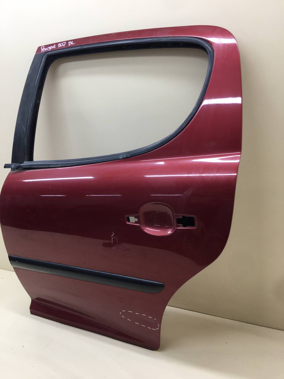 Дверь задняя левая Peugeot 207 2006-2013