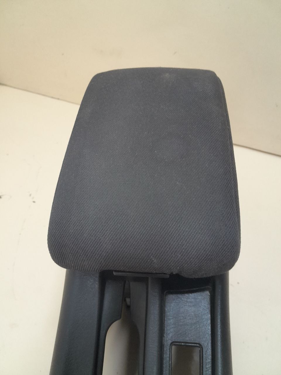 Консоль центральная Nissan Almera (N16) 2000-2006 Консоль центральная Nissan Almera (N16) 2000-2006
