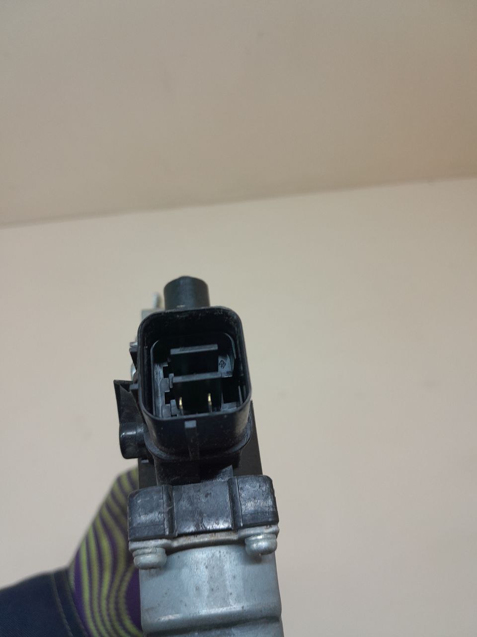 Стеклоподъемник электр. задний левый Mitsubishi Outlander (GF) 2012>