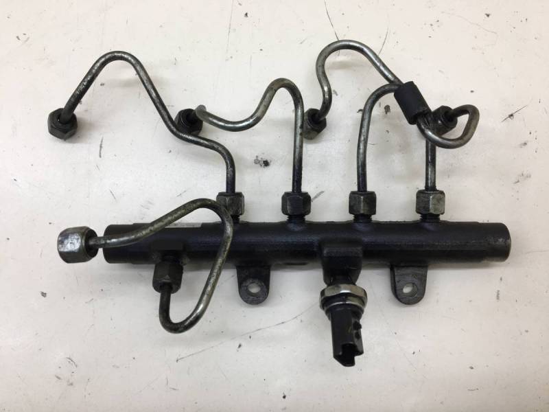 Рейка топливная (рампа) Renault Duster (HSA, HSM) 2012>