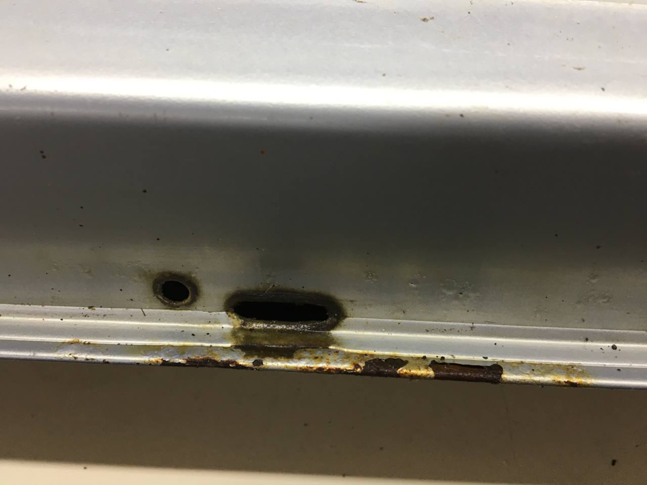 Дверь передняя левая Lada Granta 2011>