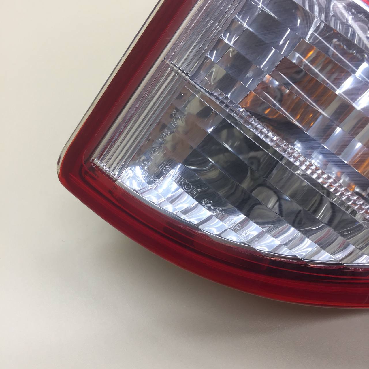 Фонарь задний правый Toyota Rav 4 (A30) 2006-2013