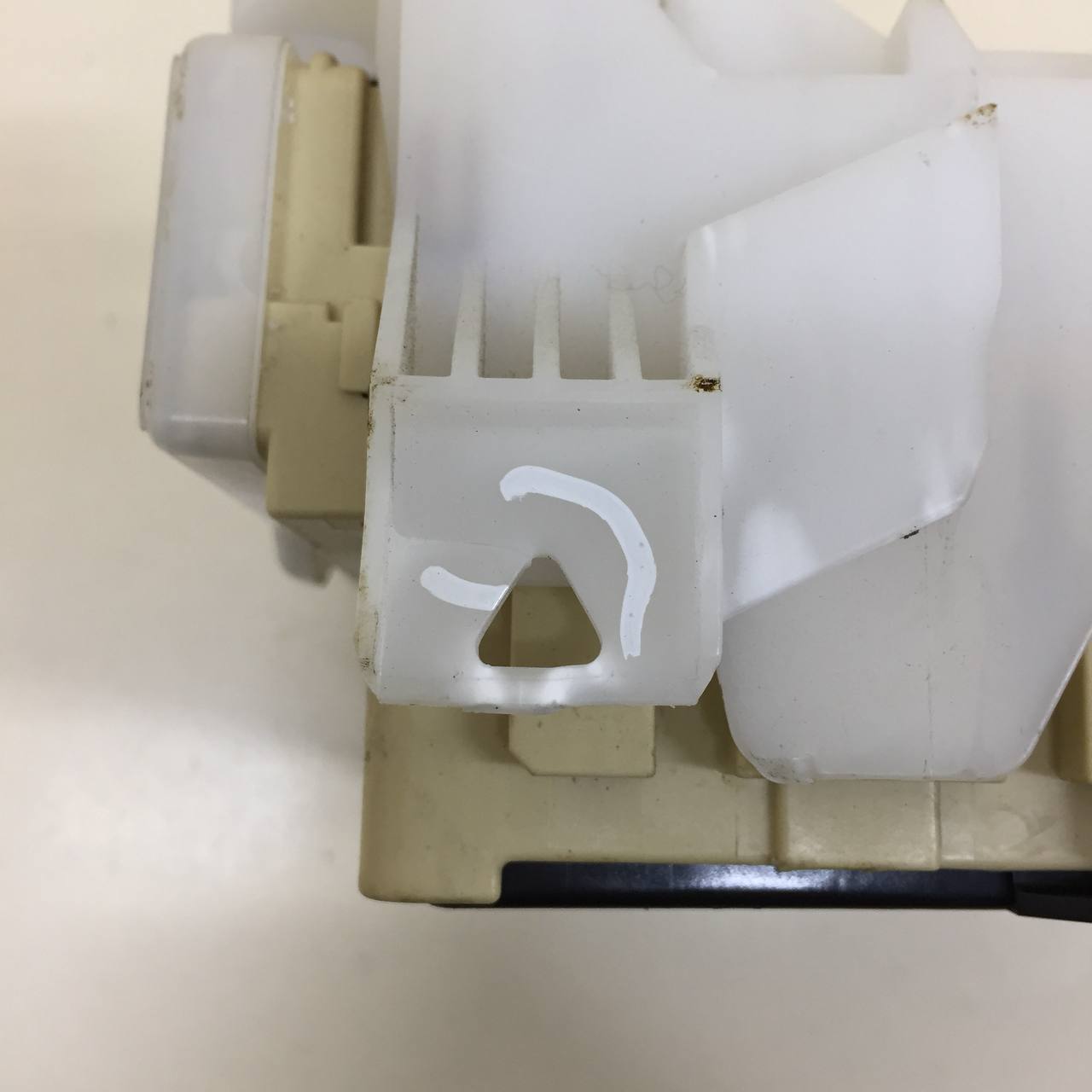 Блок предохранителей Toyota Corolla E180 2013-2019