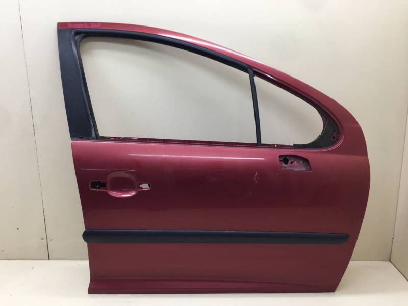 Дверь передняя правая Peugeot 207 2006-2013