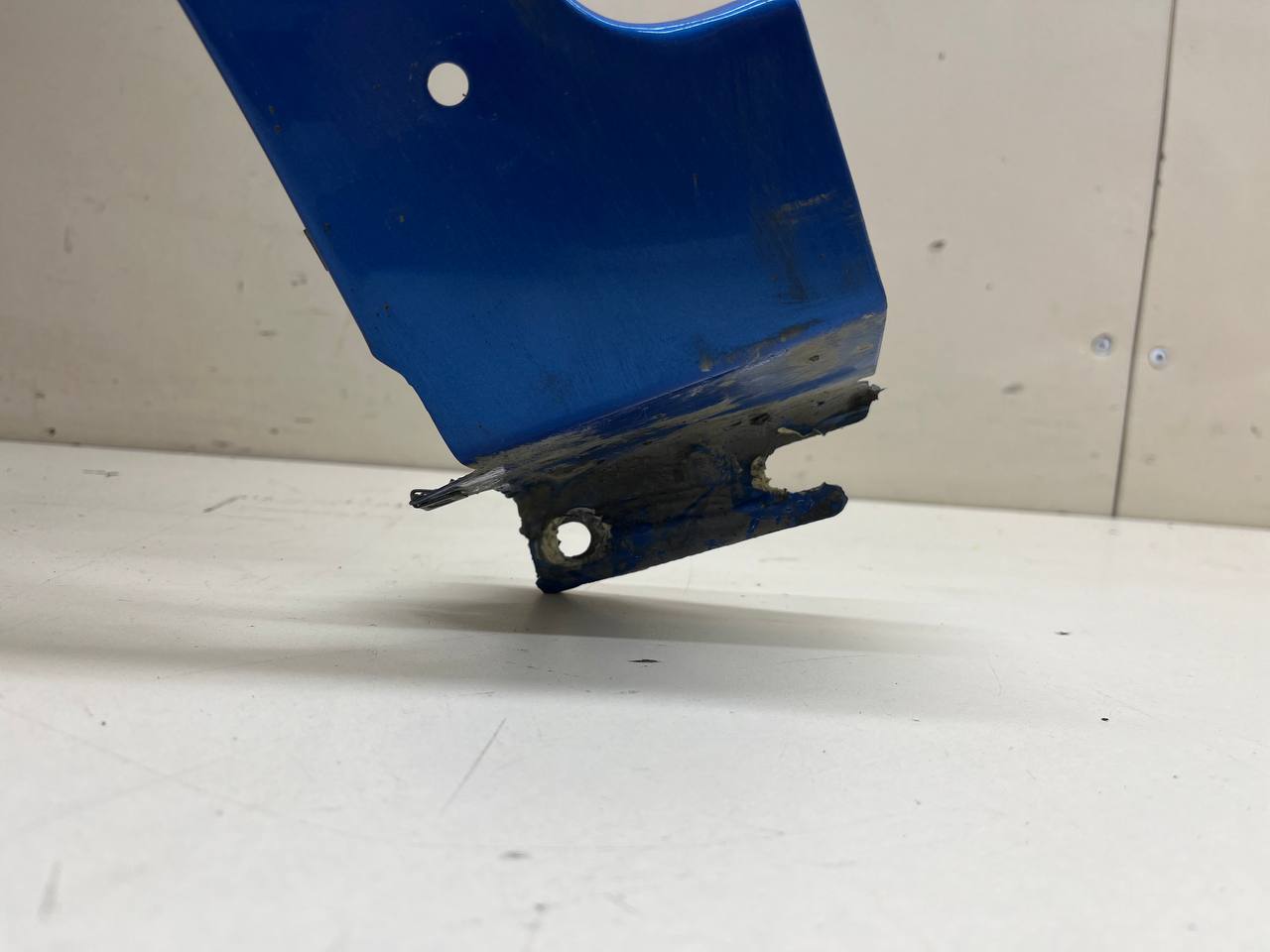 Крыло переднее левое Lada  X-RAY Cross 2018 >