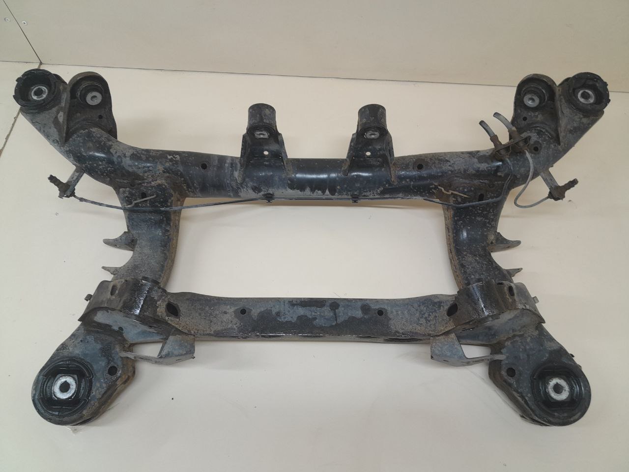Балка задняя BMW 3-series E90/E91 2005-2011 Балка задняя BMW 3-series E90/E91 2005-2011